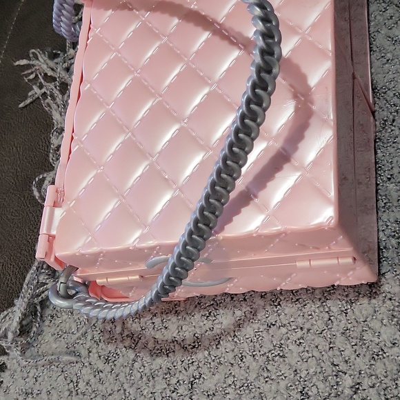 MGA Project Mc2 Spy Bag - Picture 10 of 13